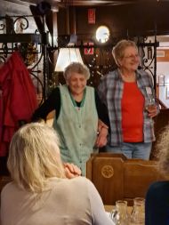 die 92-jährige Heurigen-Altwirtin