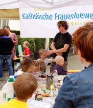 Die Bastelecke ist gut besucht