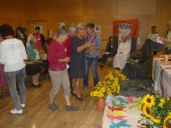 Jede Frau holt sich eine Blume